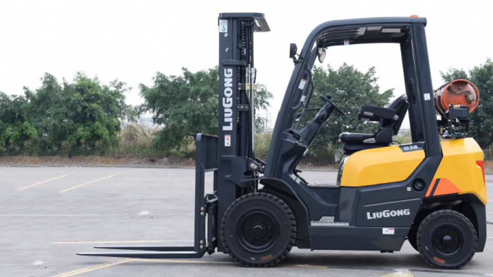 Погрузчик с пневматическими шинами LiuGong CLG20355G